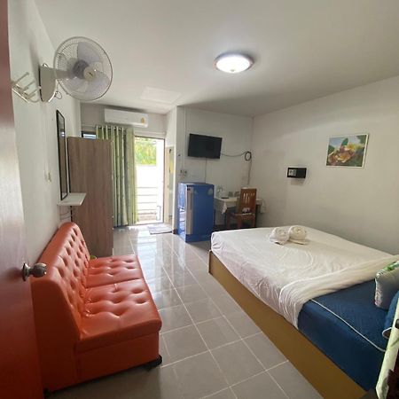 Jenny Hostel Huahin Екстер'єр фото