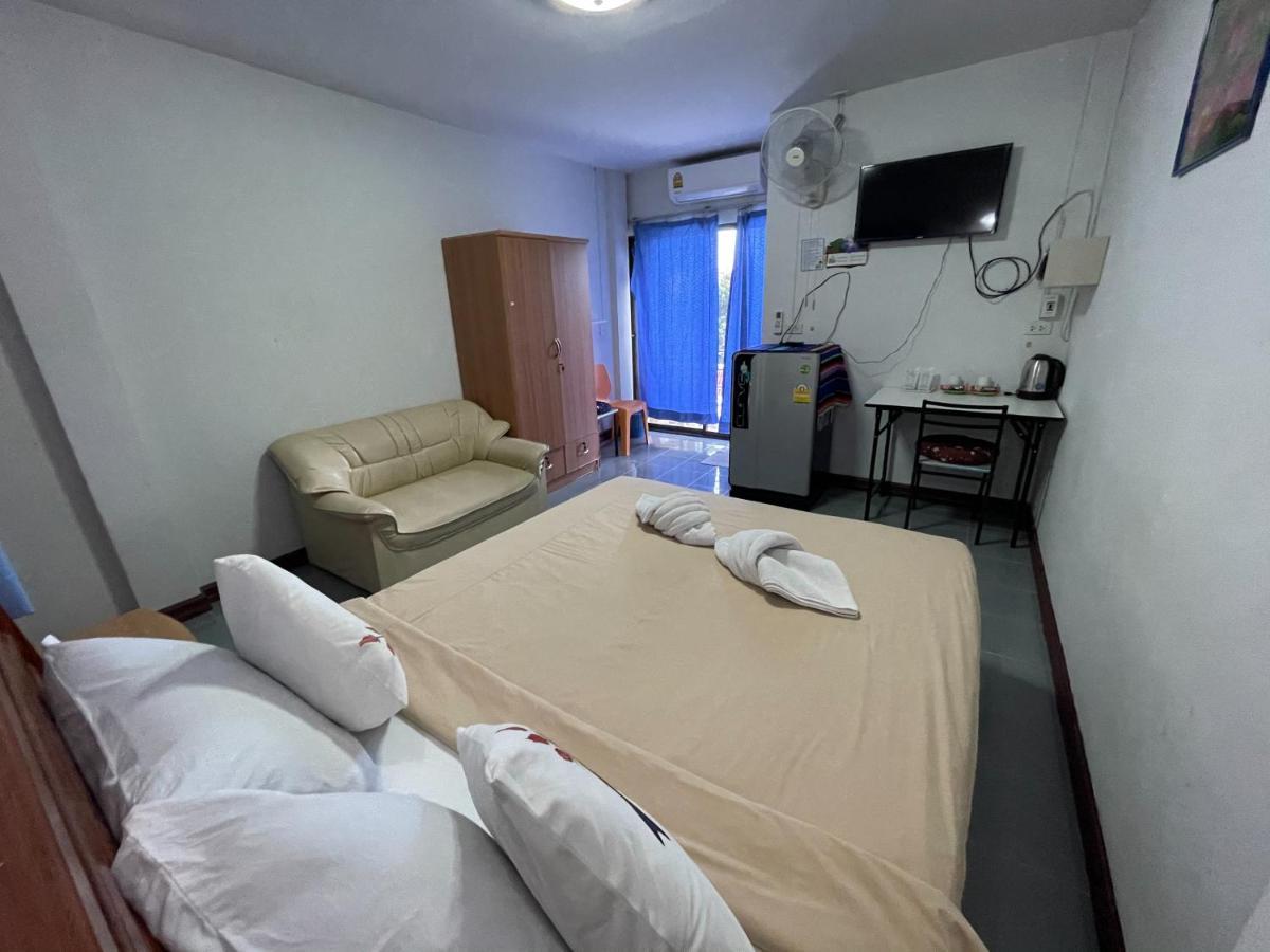 Jenny Hostel Huahin Екстер'єр фото