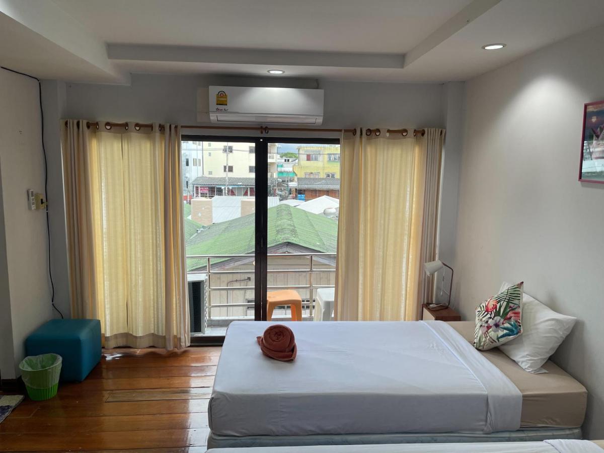Jenny Hostel Huahin Екстер'єр фото