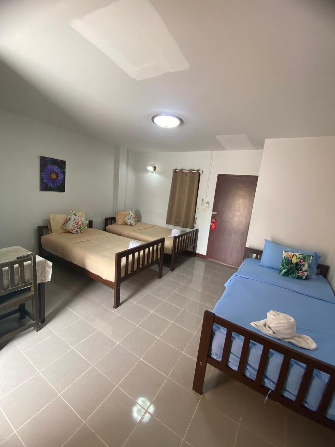 Jenny Hostel Huahin Екстер'єр фото