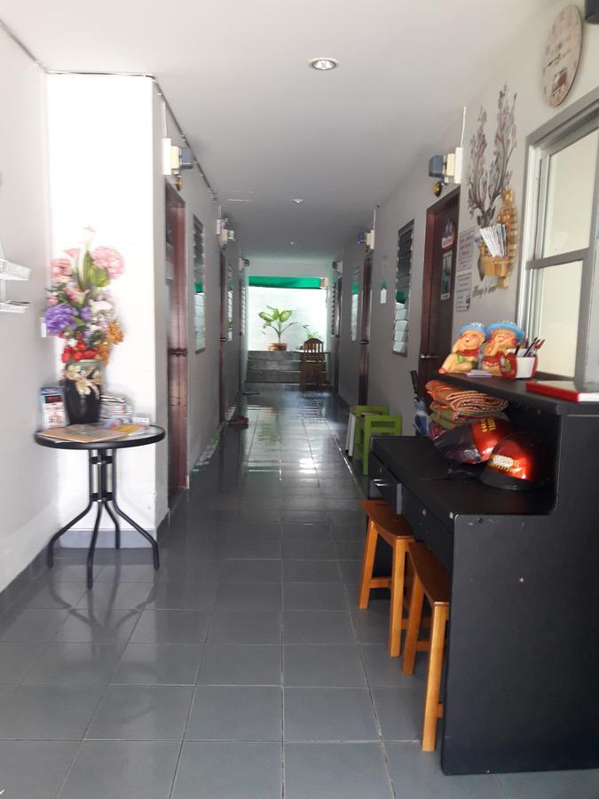 Jenny Hostel Huahin Екстер'єр фото