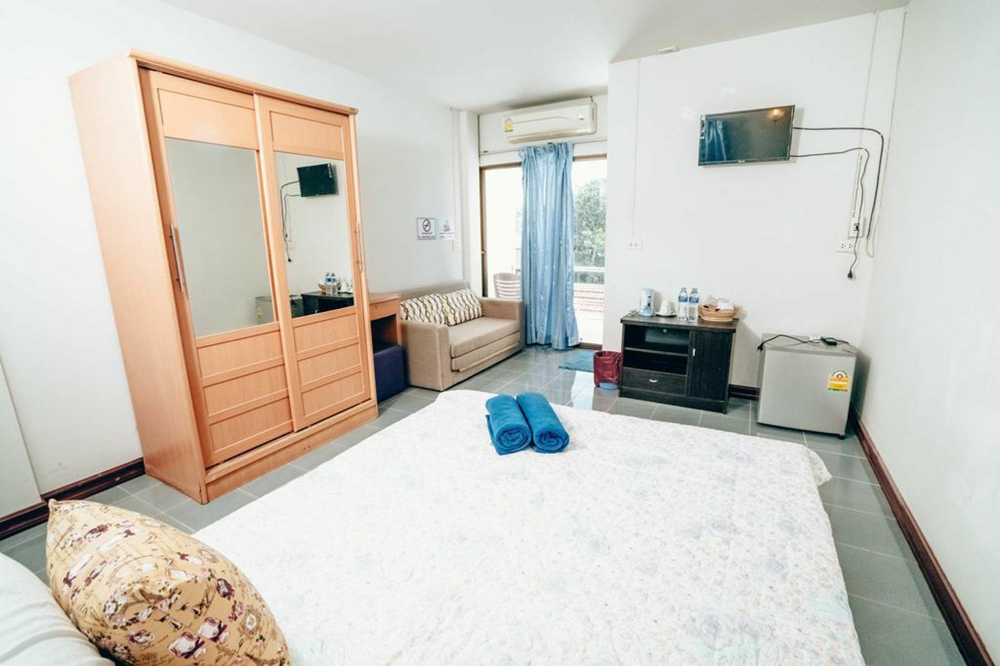 Jenny Hostel Huahin Екстер'єр фото