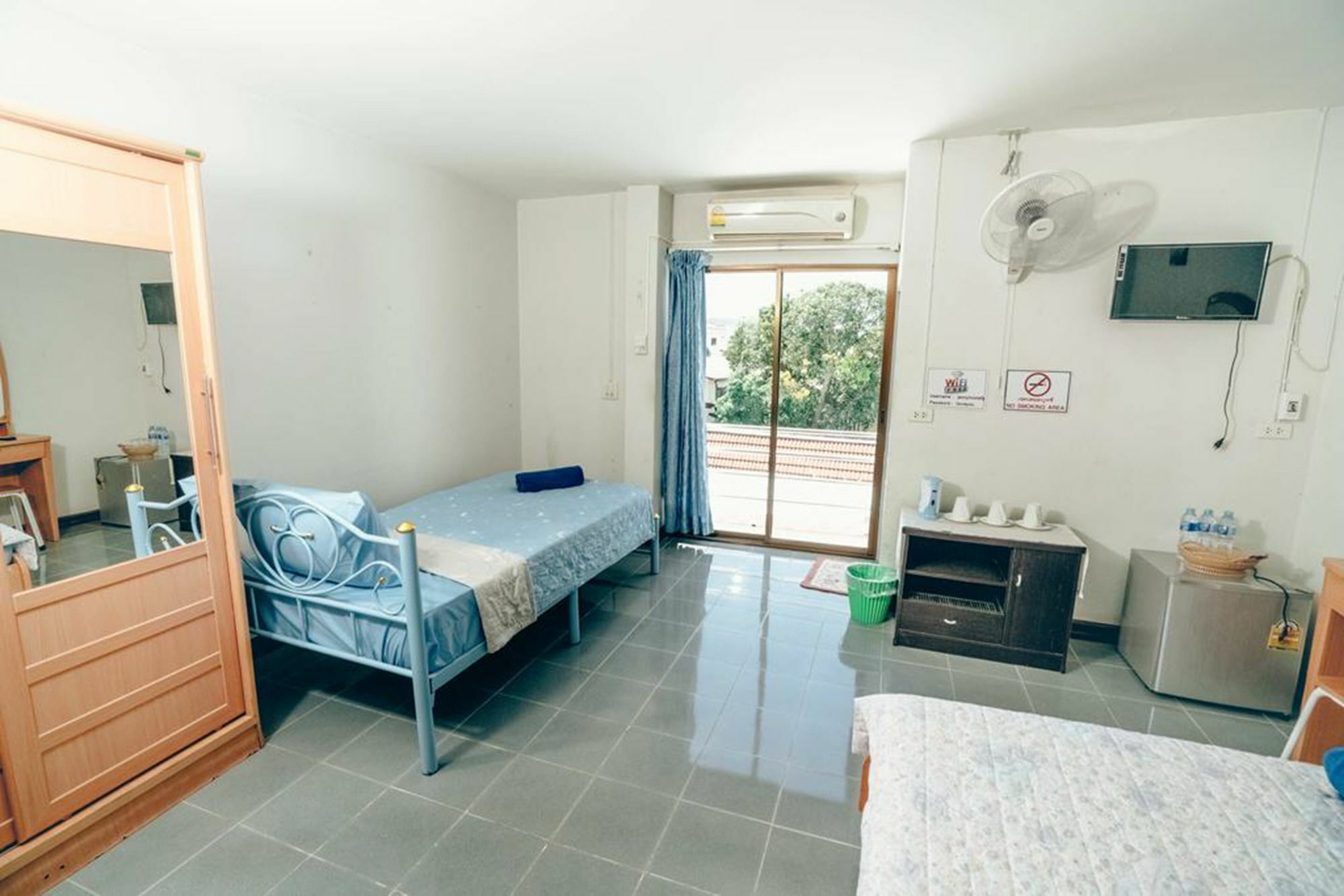 Jenny Hostel Huahin Екстер'єр фото