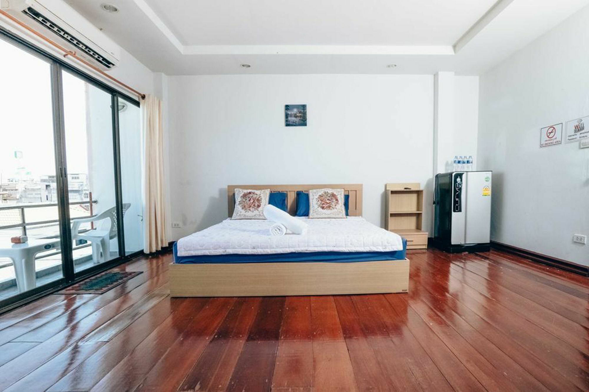 Jenny Hostel Huahin Екстер'єр фото
