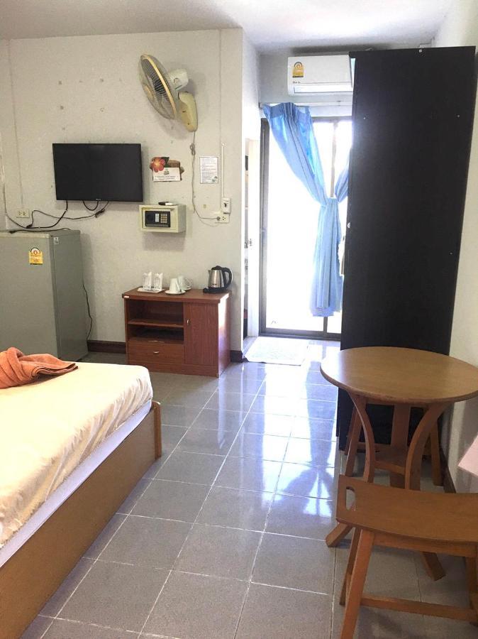 Jenny Hostel Huahin Екстер'єр фото